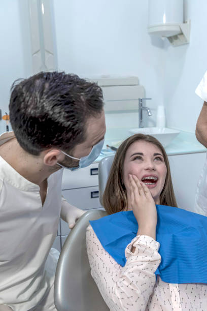 Best Walk-In Emergency Dentist in University, FL
